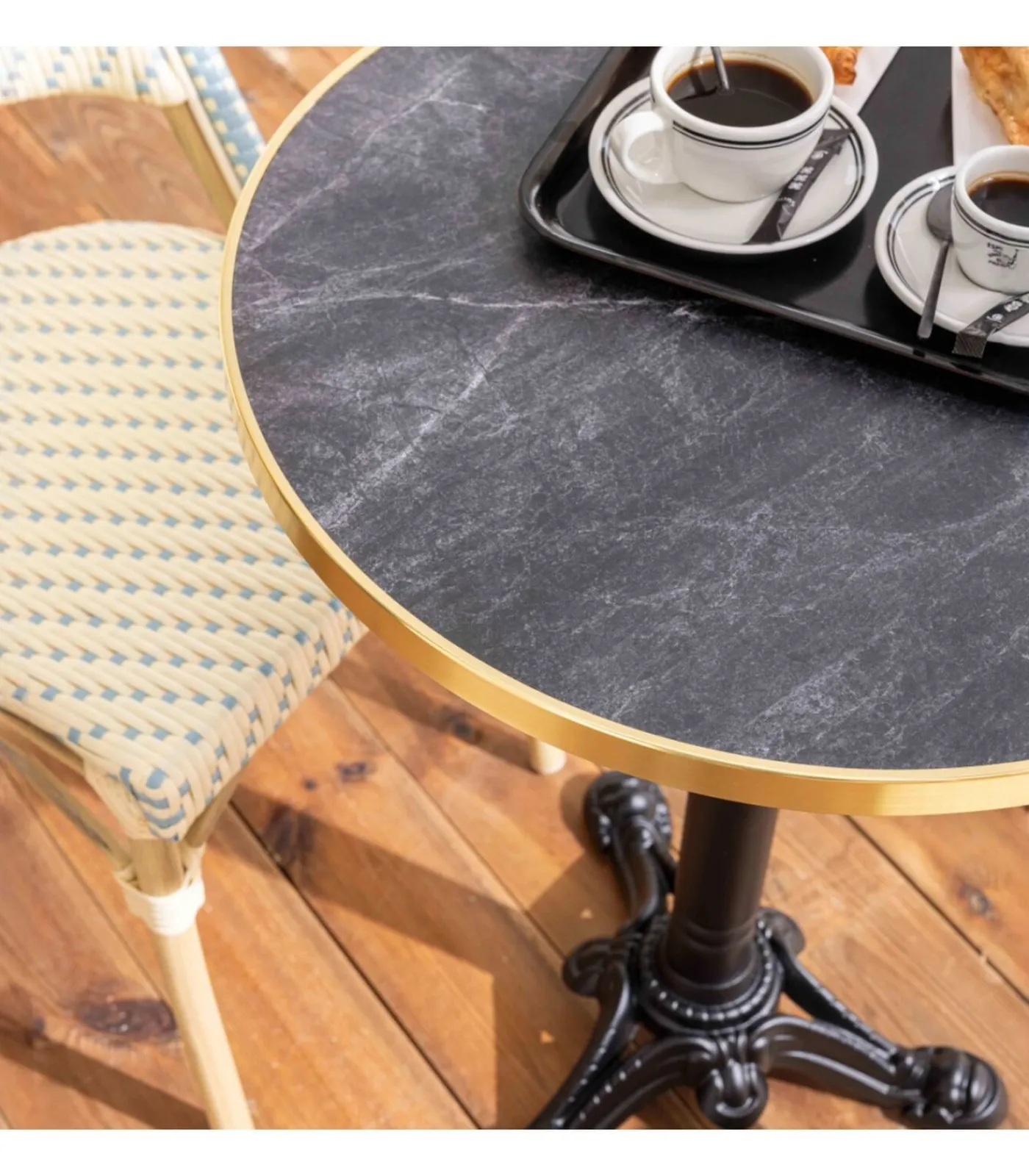 60 cm verstelbare zwartmarmeren terrastafel en 2 blauwe stoelen Tuinmeubelen