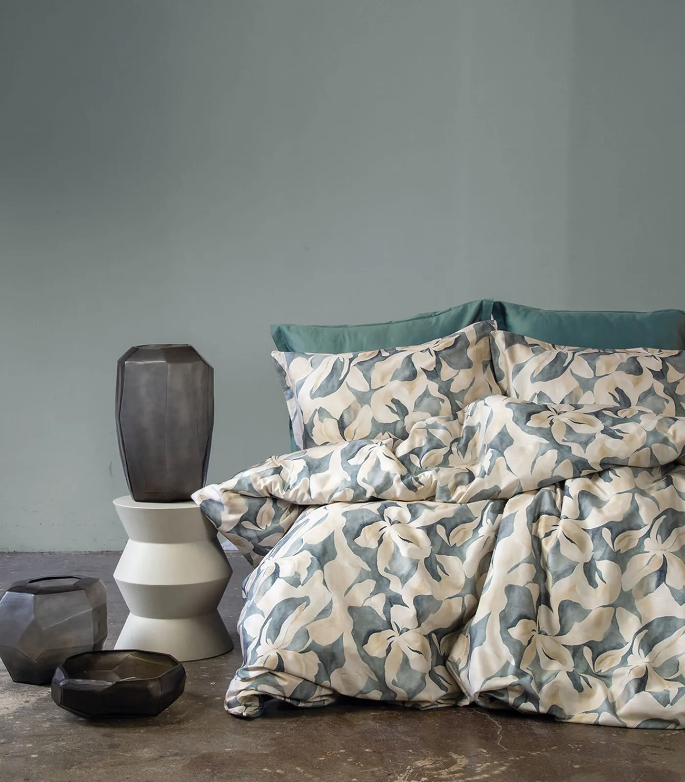 Outlet 2 persoons beddengoed 240x220 cm+2 kussenslopen 63x63 cm katoensatijn Dekbedovertrekken