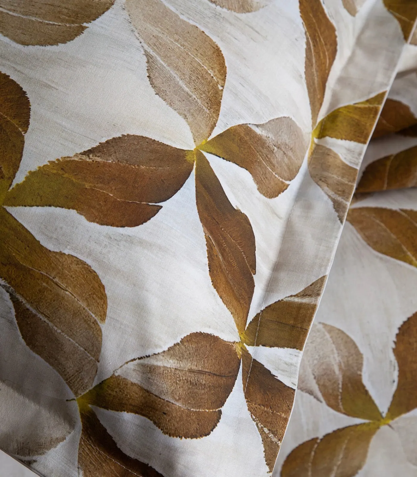 Sale 2 persoons beddengoed 240x220 cm+2 kussenslopen 63x63 cm katoensatijn Dekbedovertrekken