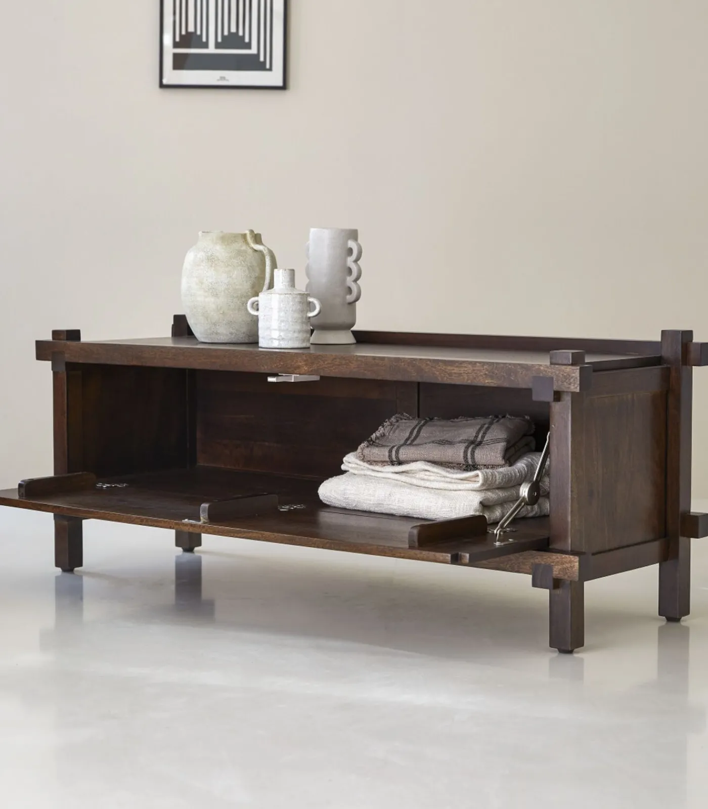 Outlet Arko - Tv-meubel in massief mangohout, 120 cm Meubels