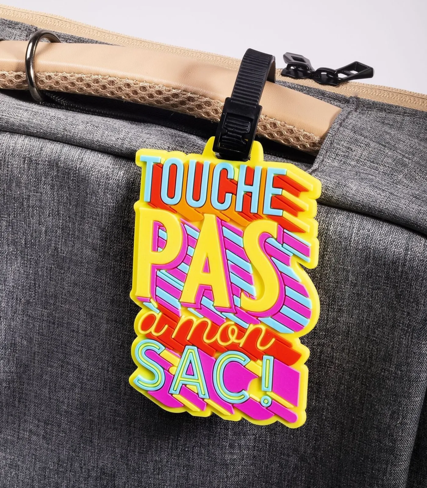 Discount Bagagelabel -Touche pas - geel Reisaccessoires