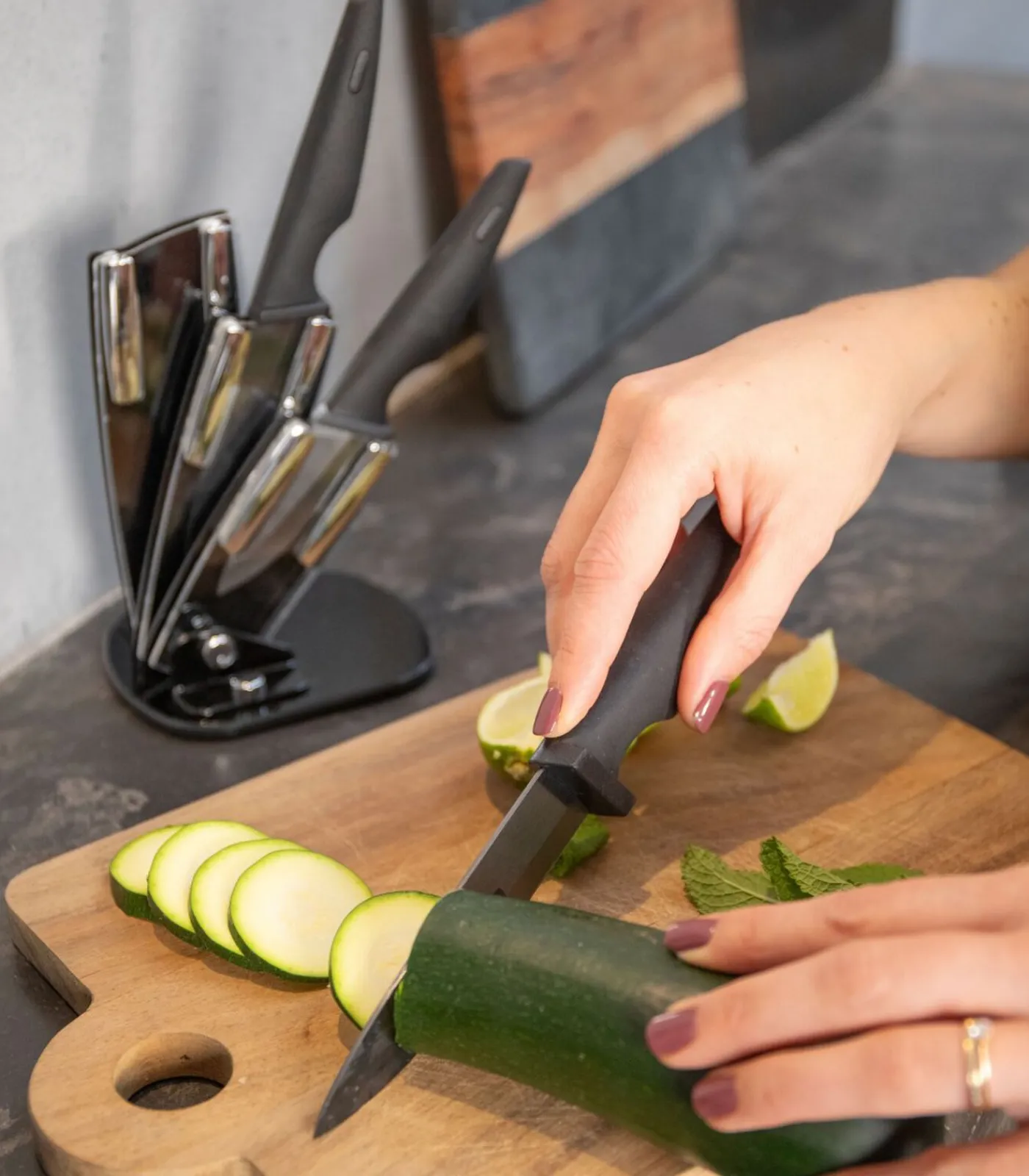 Outlet Blok met 3 keramische messen met houder Bestek