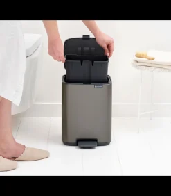 New Bo Pedaalemmer, 7 liter, stil sluitend, kunststof binnenemmer - Platinum Manden En Bakken