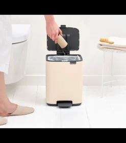 Bo Pedaalemmer, 7 liter, stil sluitend, kunststof binnenemmer - Soft Beige Manden En Bakken