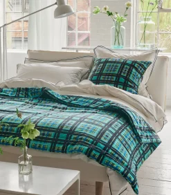 Online Chennai Azure - Gewatteerde deken met print Bedspreien