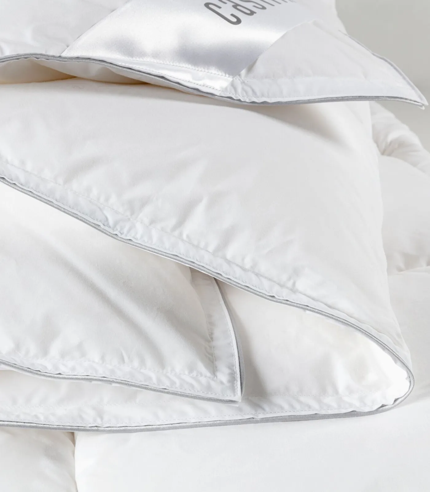 Best Crown Luxe Donsdeken - 100% ganzendons Dekbedden