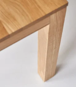 New Eden - Massief eiken tafel voor 4-6 personen Tafels