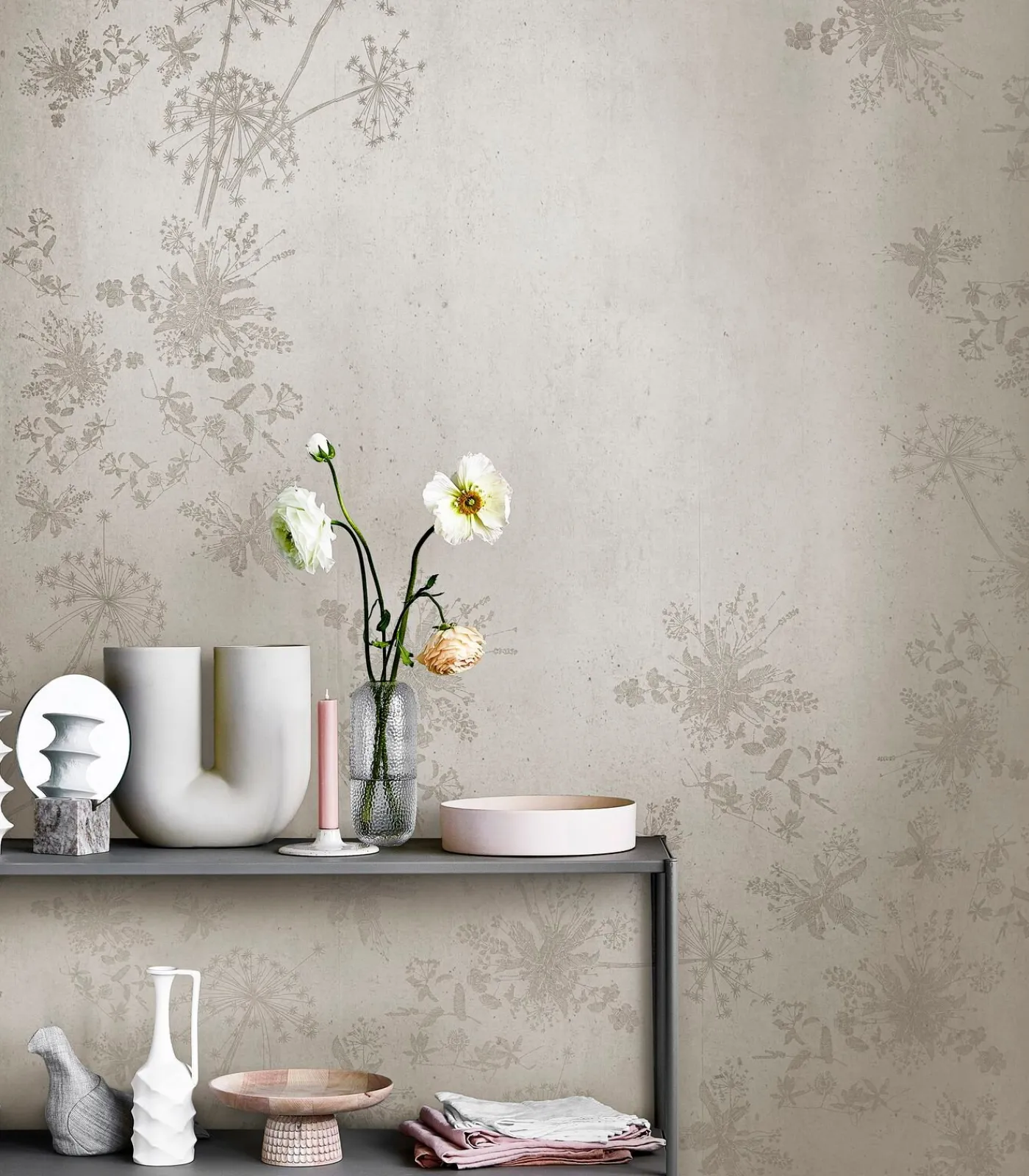 Discount Fotobehang Wild Flower Concrete Wanddecoratie