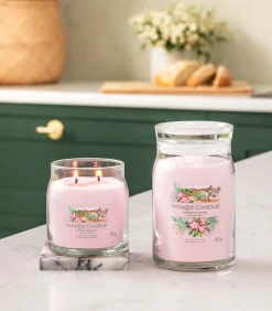 Clearance Geurkaars Fresh Cut Roses Signature Large Jar Kaarsen & Kaarshouders