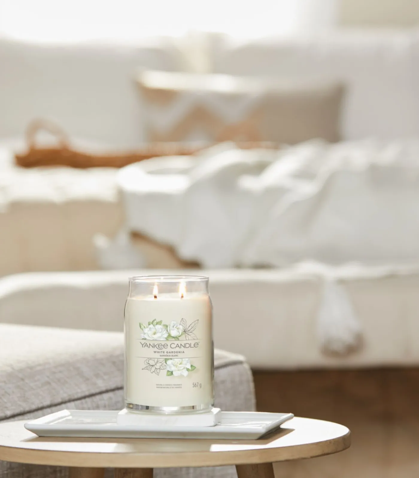 Hot Geurkaars White Gardenia Signature Medium Jar Kaarsen & Kaarshouders