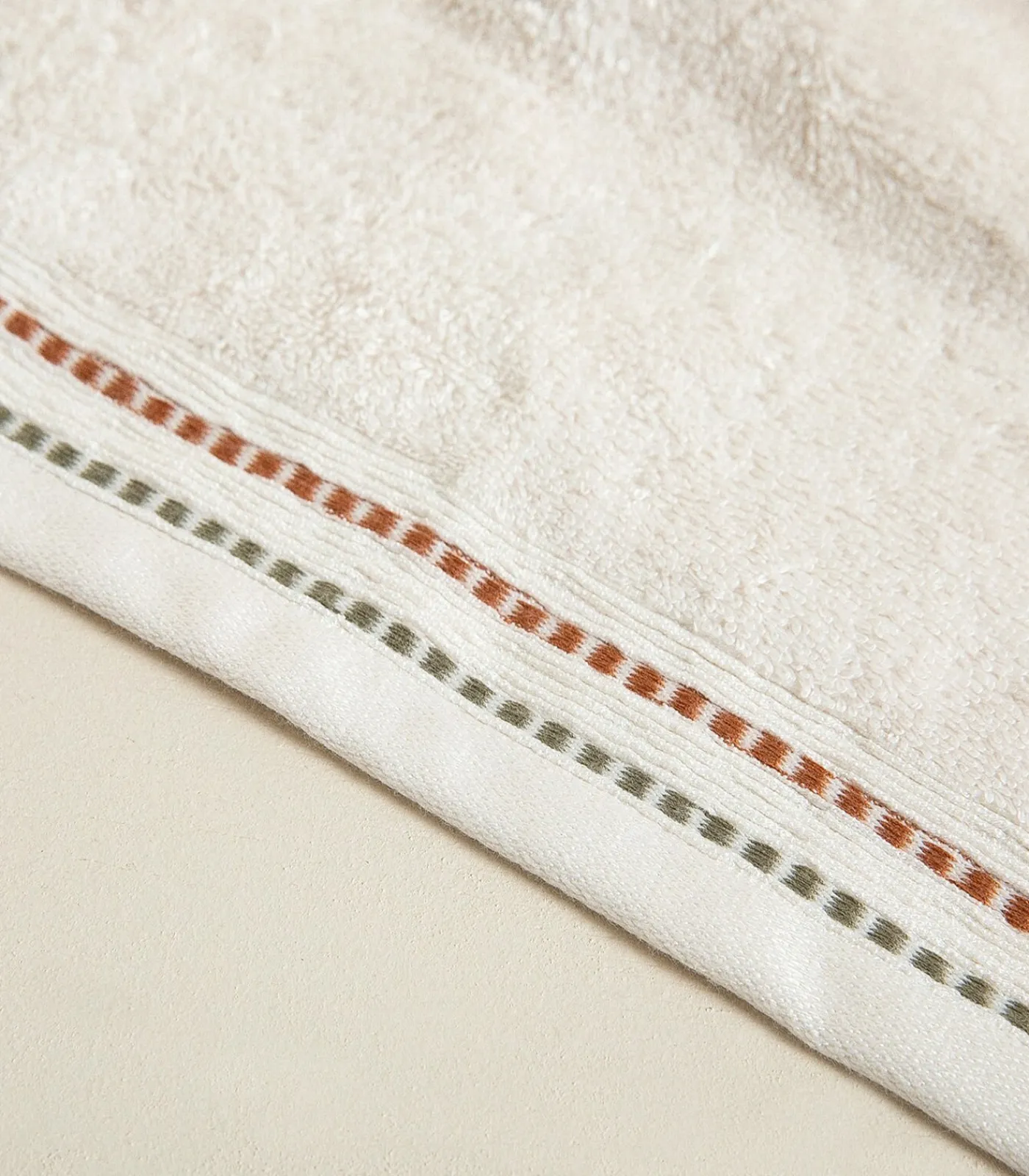 Discount Gezichtshanddoek Gales 50x90 cm Ecru Handdoeken