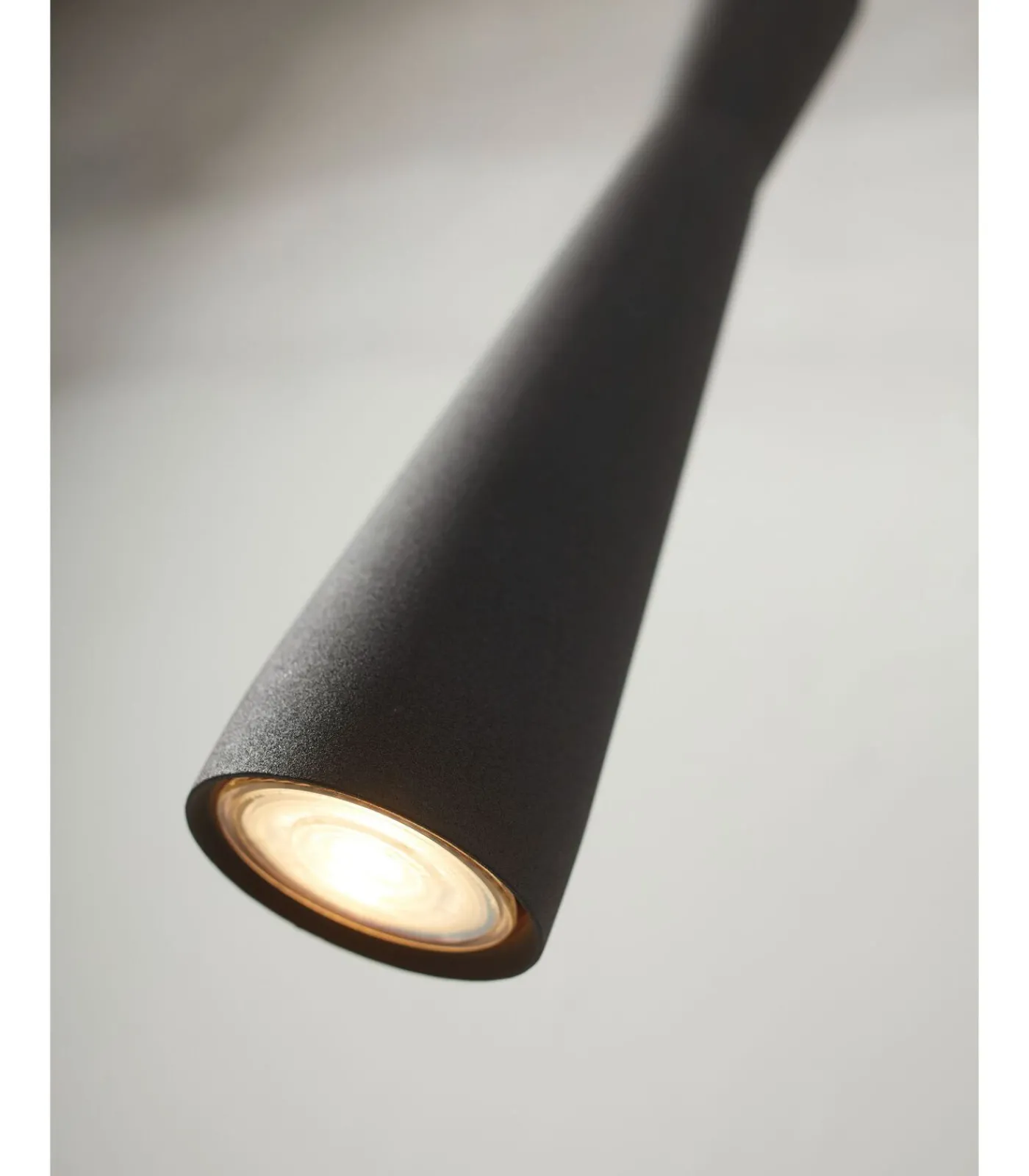 Discount Hanglamp Bordeaux - Zwart - 6x6x26cm Hanglampen