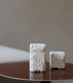 Sale Kandelaar 8x8xH8cm marmer wit Opus Kaarsen & Kaarshouders