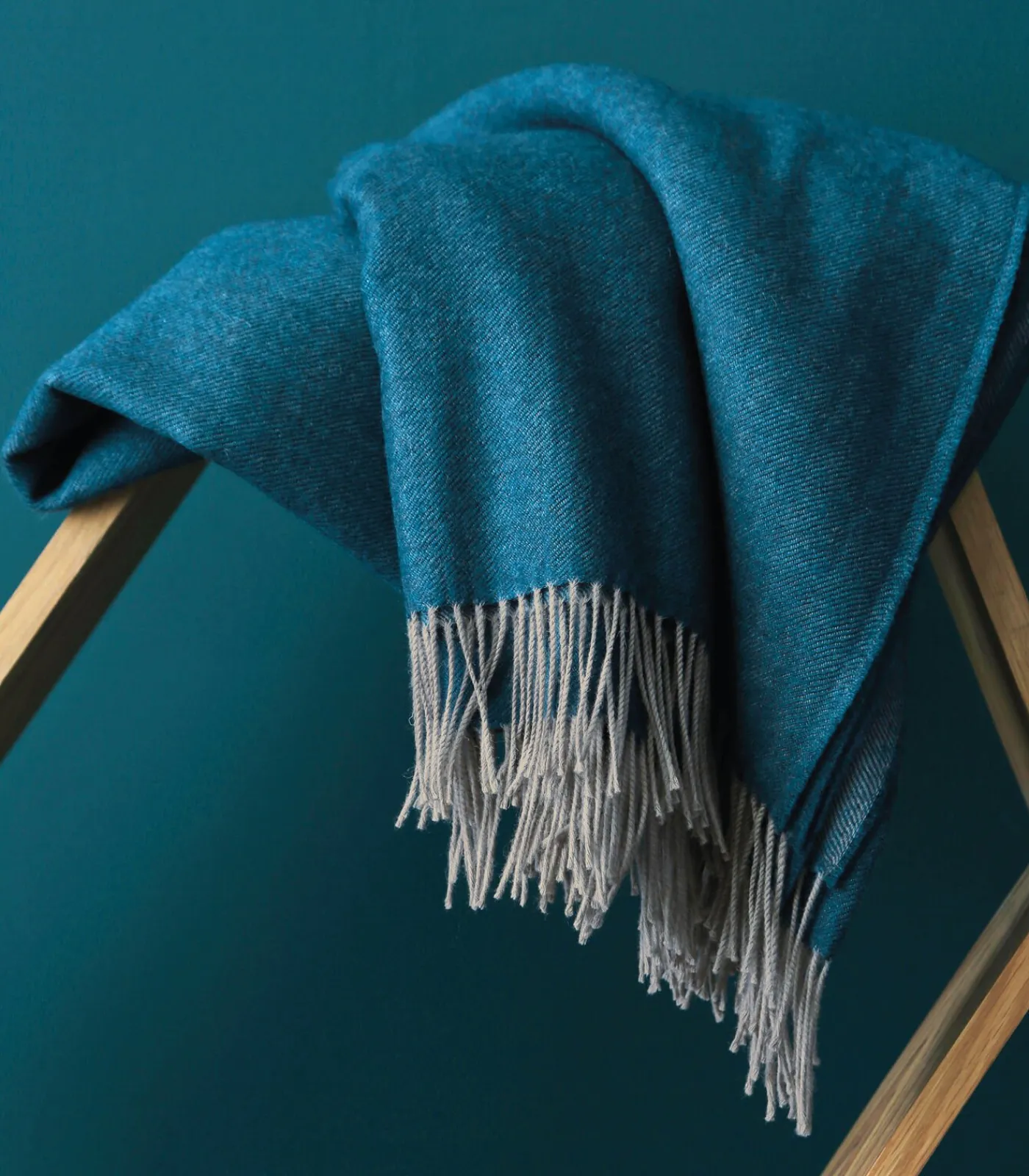 Discount KATMANDOU bleu paon - Plaid Merino Bedspreien