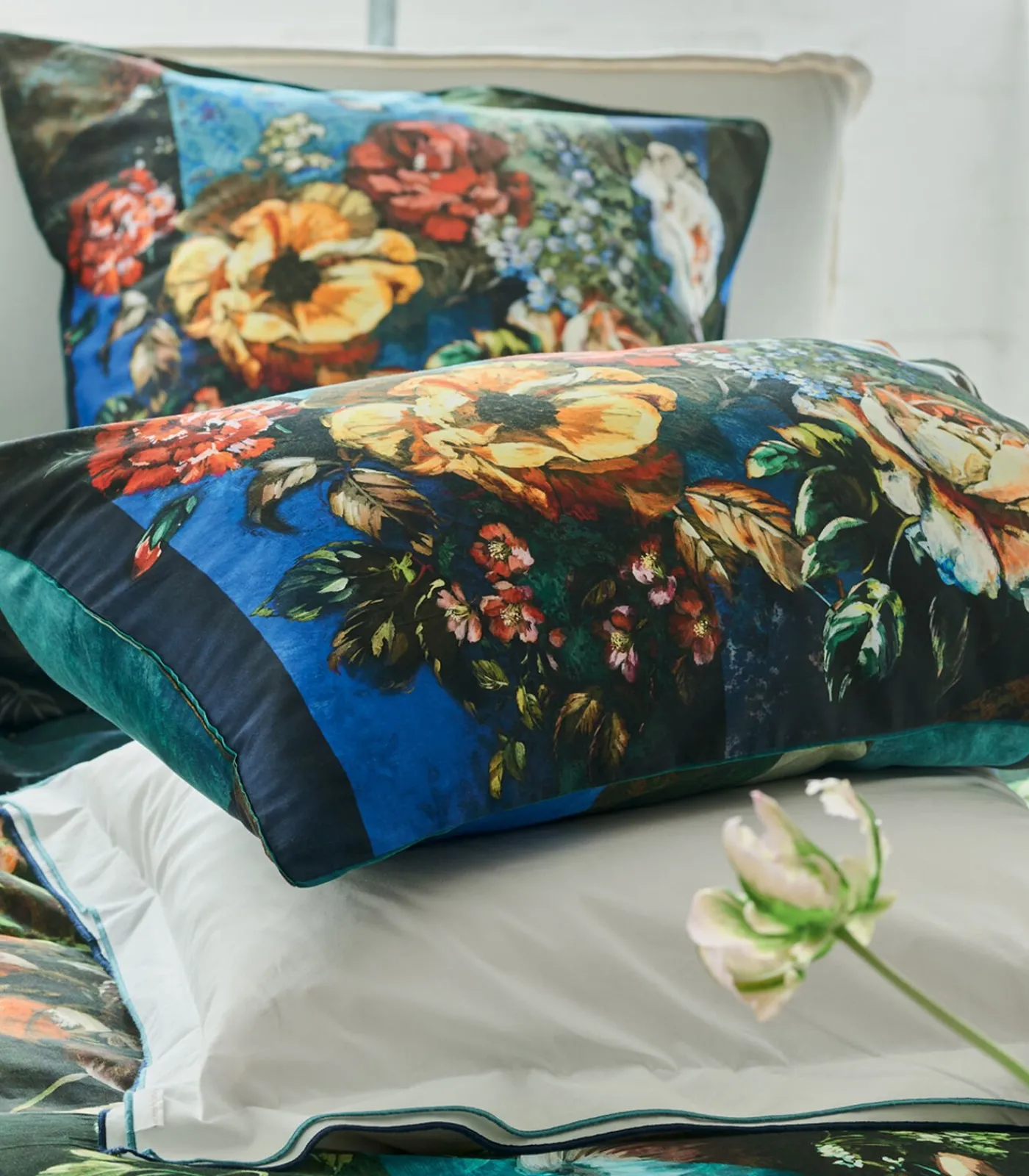 Online Minakari Cobalt - Kussensloop in katoen satijn met print Kussenslopen