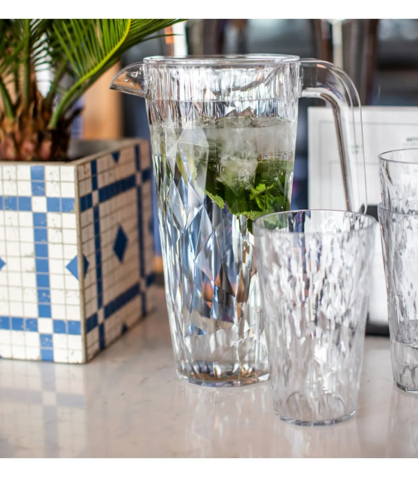 Online Schenkkan / Karaf - Onbreekbaar Superglas - Transparant Kunststof 1.5 liter Glazen & Karaffen