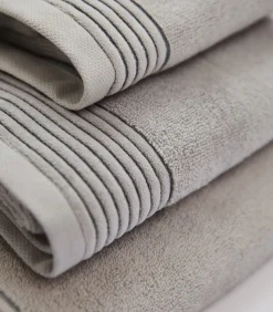 Hot Set van 6 Premium Handdoeken SILVER MIST (2-33x50cm, 2-50x100cm, 2-70x140cm) Badset