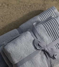 New Set van 2 Premium Handdoeken SILVER MIST. Biologisch Katoen Handdoeken