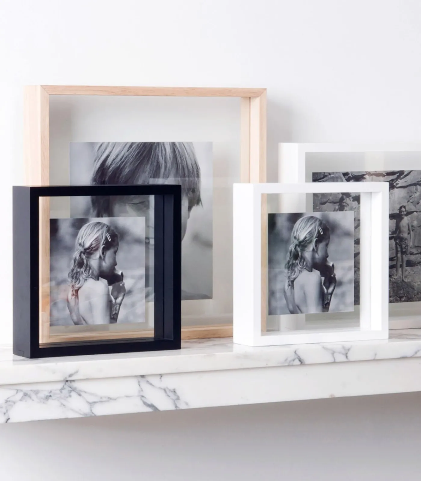 Sale SQUARE FLOATING Box 32 x 32 donker hout Fotolijsten