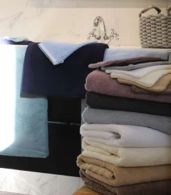 Best katoenen badstof douchelaken 70x140 cm Handdoeken