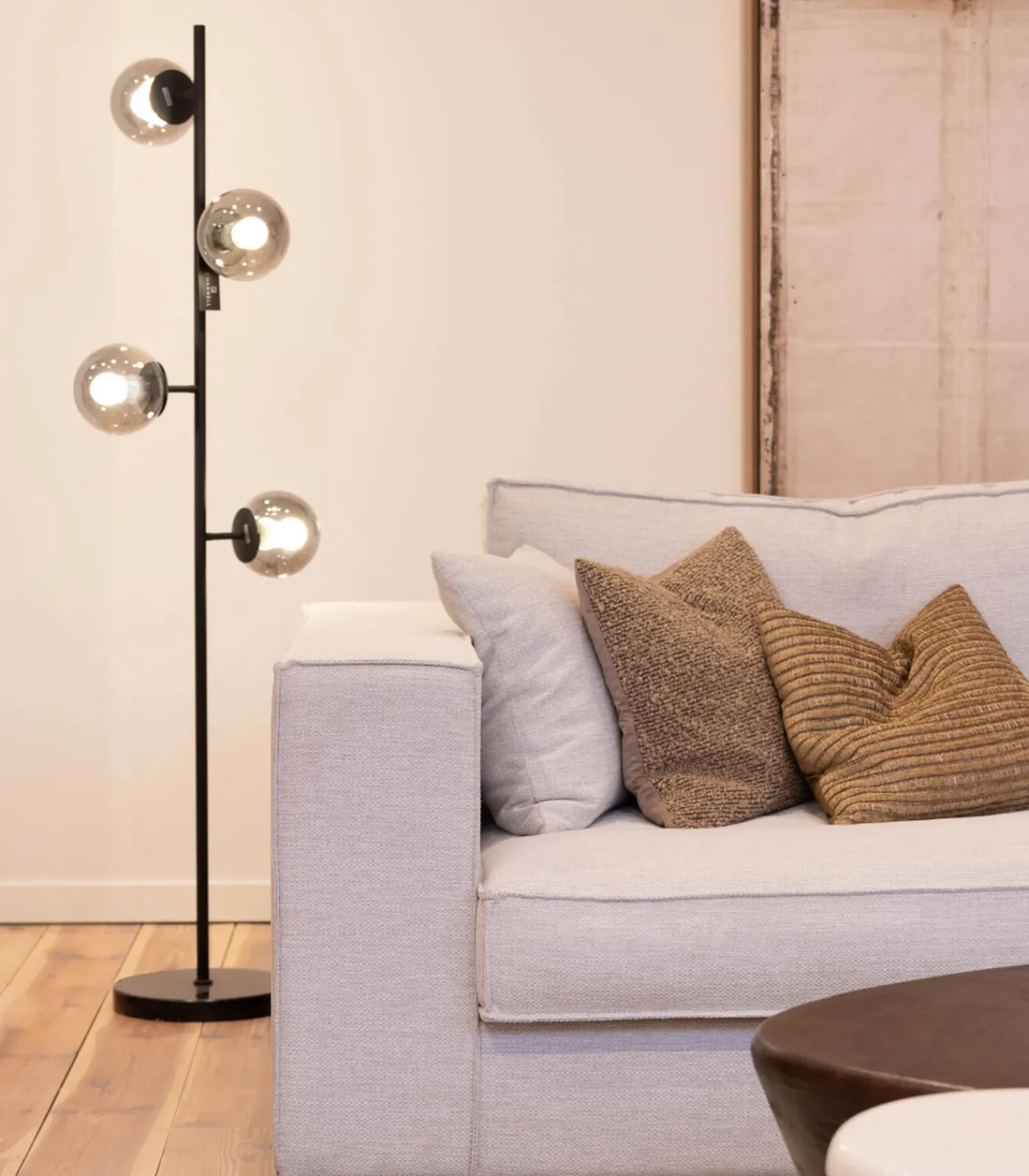 Outlet Twister - Vloerlamp - Zwart Vloerlampen