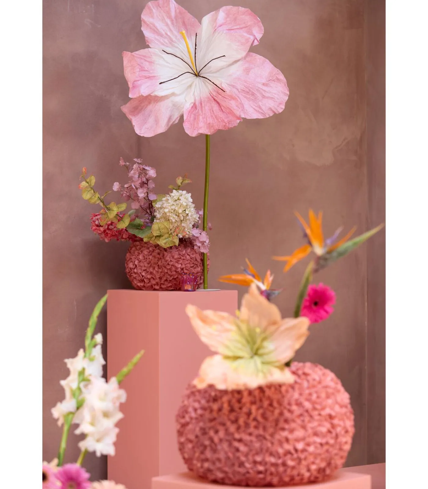 Discount Vaas Phylia - Koraalrood - Ø38cm Vazen