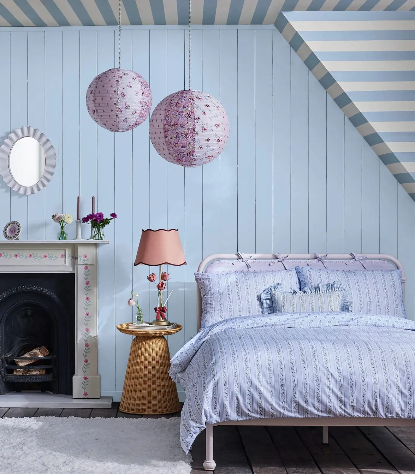 Best Vliesbehang Canopy Stripe Blue Wanddecoratie