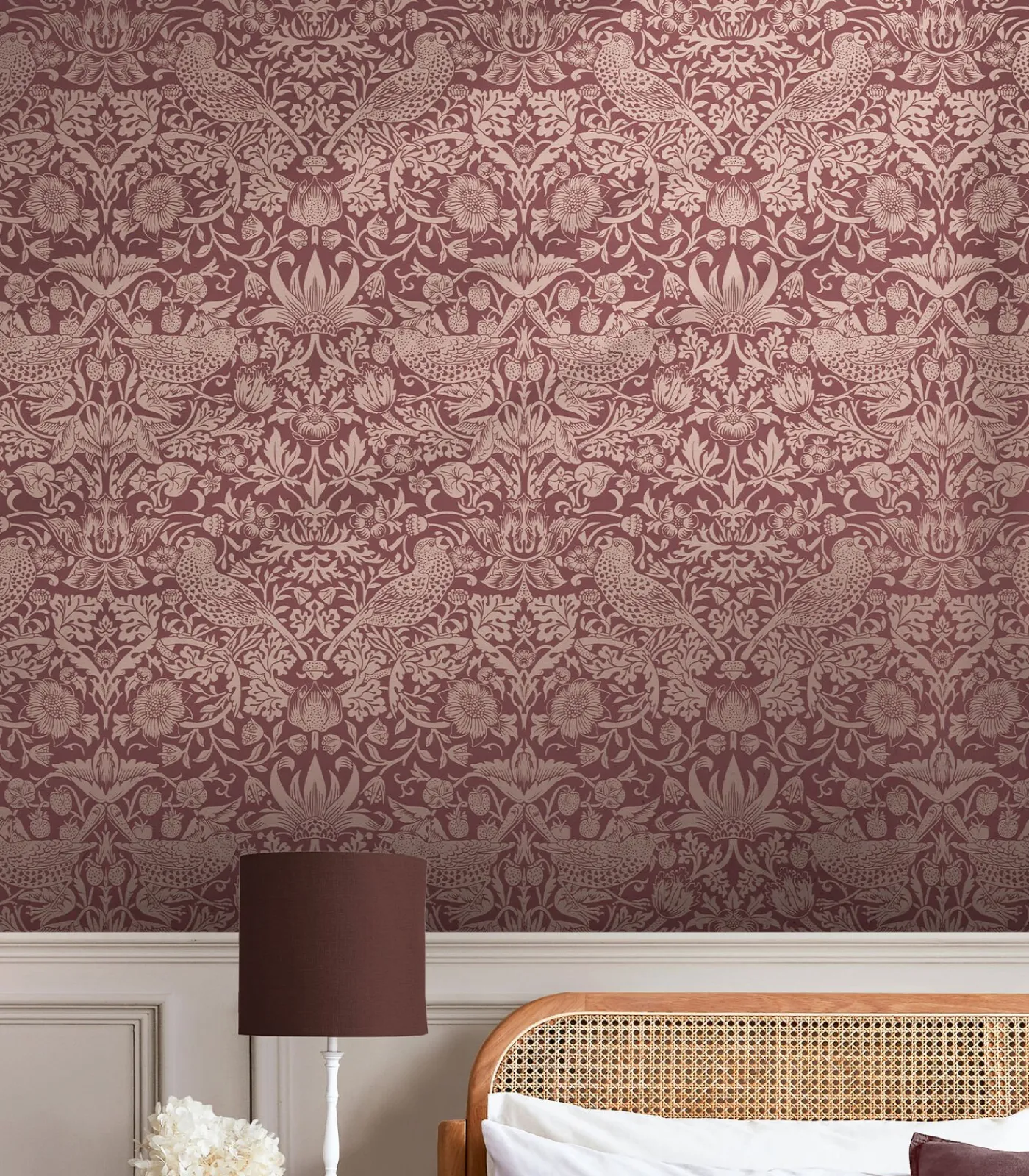 Online Vliesbehang Strawberry Thief Fibrous Wanddecoratie