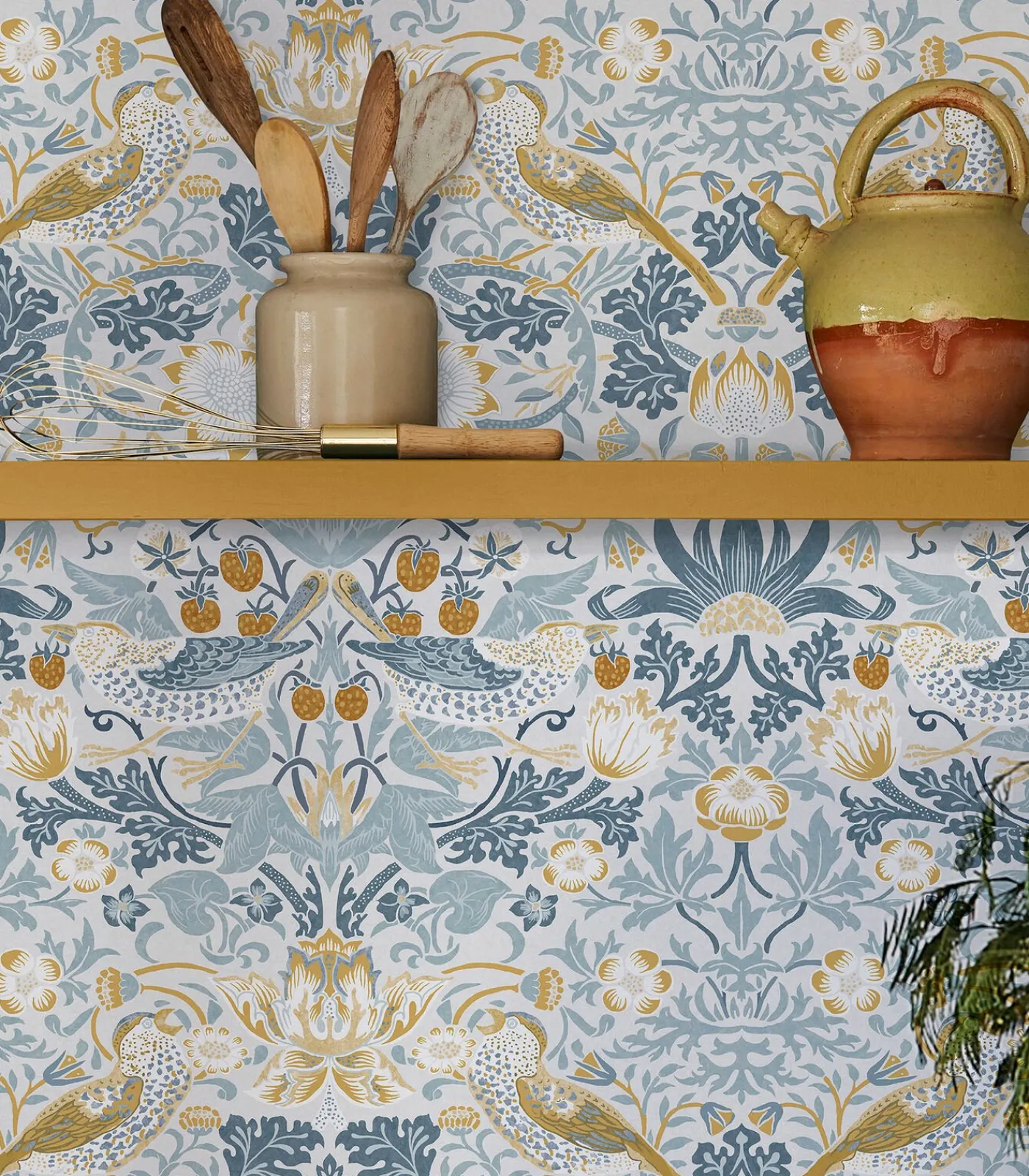 Sale Vliesbehang Strawberry Thief Soft Blue Wanddecoratie