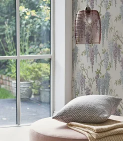 Vliesbehang Wisteria Garden Pale Iris | Wanddecoratie