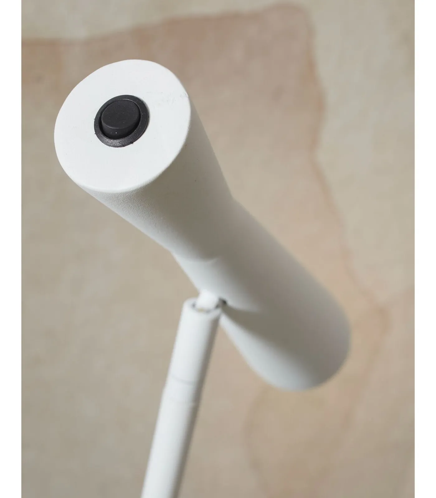 Clearance Vloerlamp Bordeaux - Wit - 22x36x145.5cm Vloerlampen