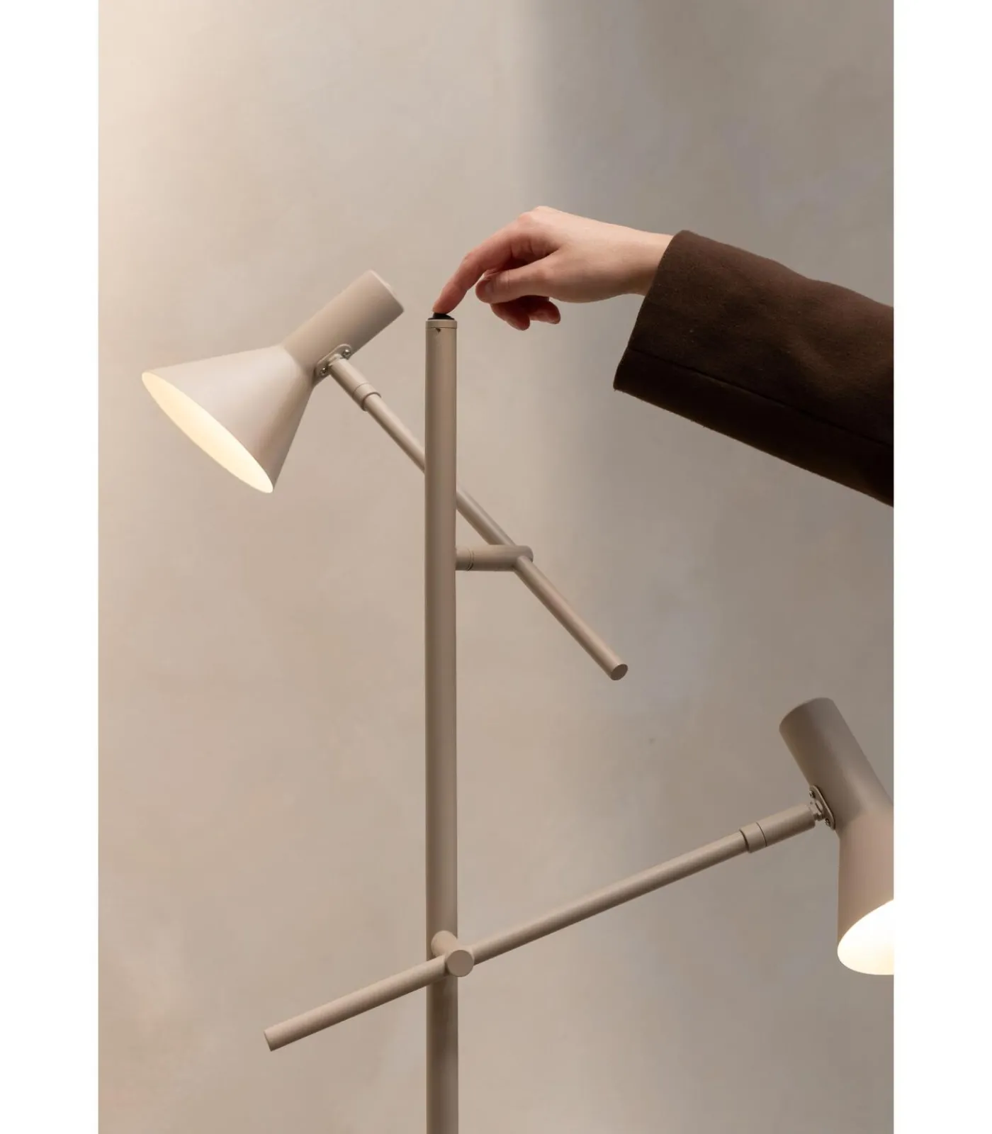 Outlet Vloerlamp Izmir - Bruin - 59x42x171cm Vloerlampen