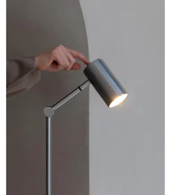 Best Vloerlamp Montreux - Zilver - 22x22x134cm Vloerlampen