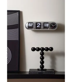 Clearance Wandklok Tube Flip - Zilver - 38x10x13.5cm Klokken