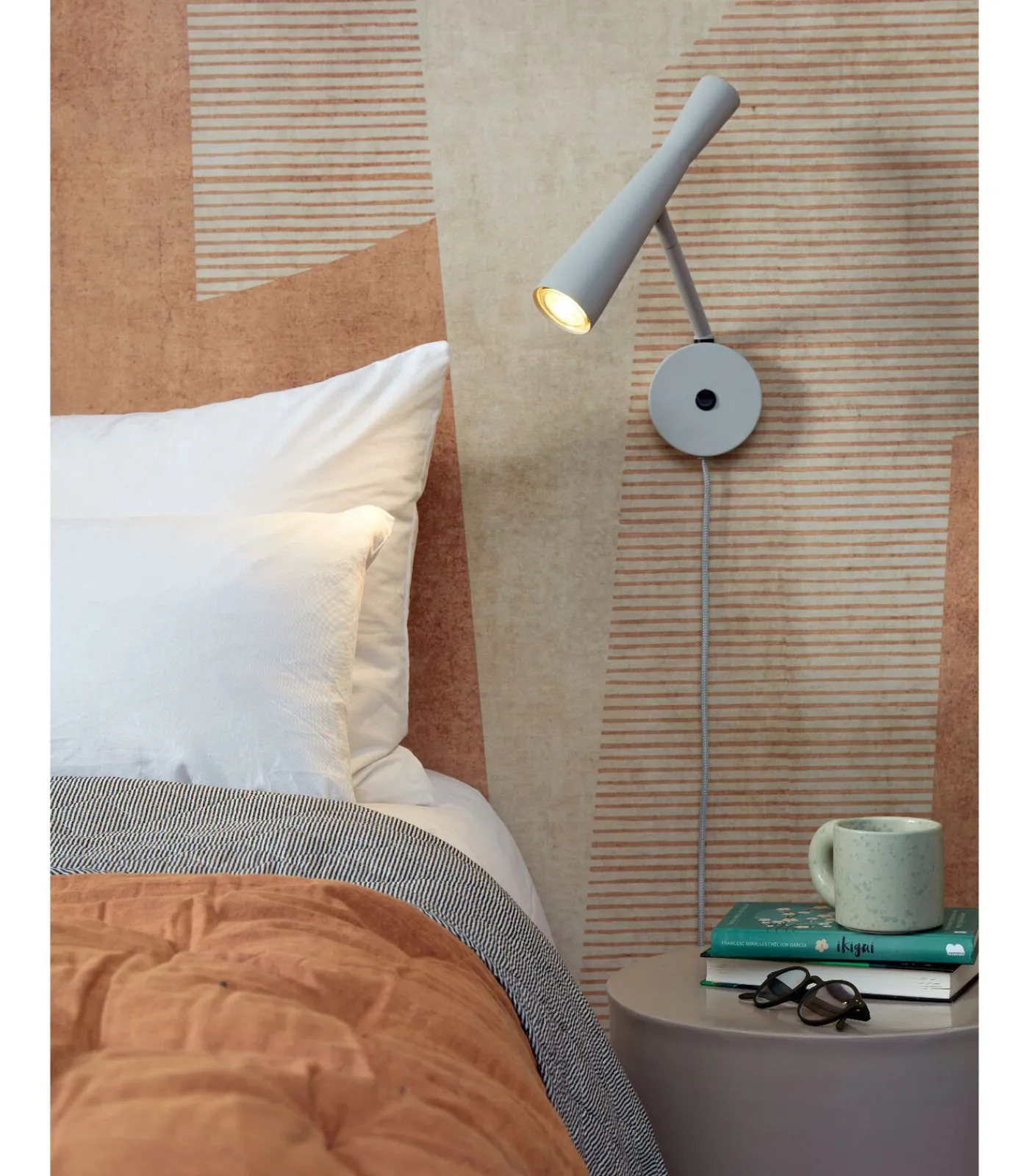 Hot Wandlamp Bordeaux - Grijs - 10.5x26x34.5cm Muurverlichting