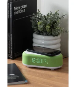 New Wekker Vogue - Heldergroen - 19.8x9.8x7cm Klokken