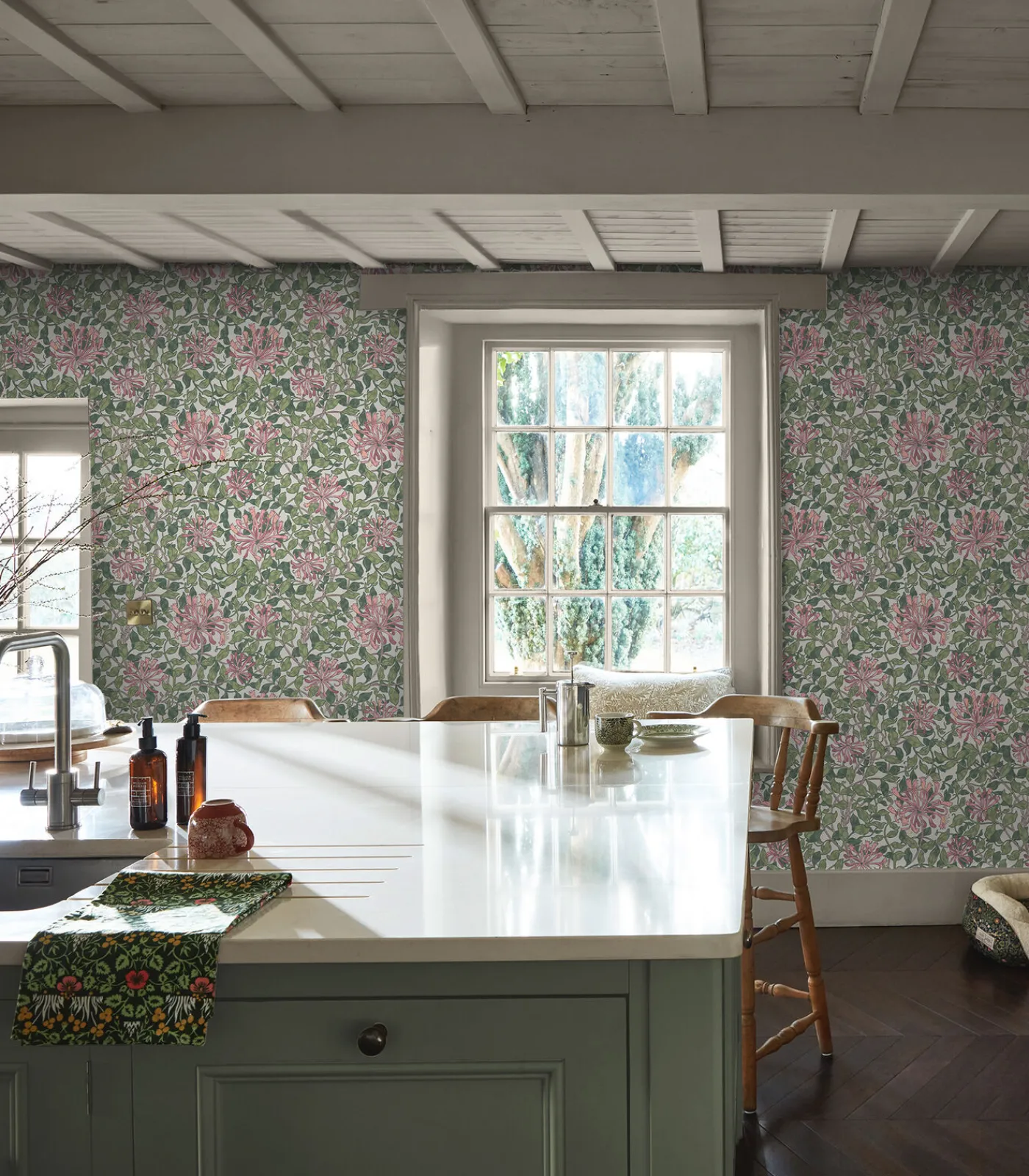 Discount Vliesbehang - Honeysuckle Blossom - 1000x52 Wanddecoratie