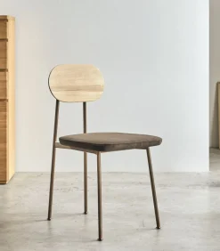 New Yutapi - Eiken stoel brown Stoelen