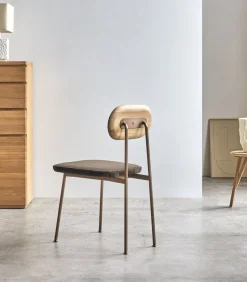 New Yutapi - Eiken stoel brown Stoelen