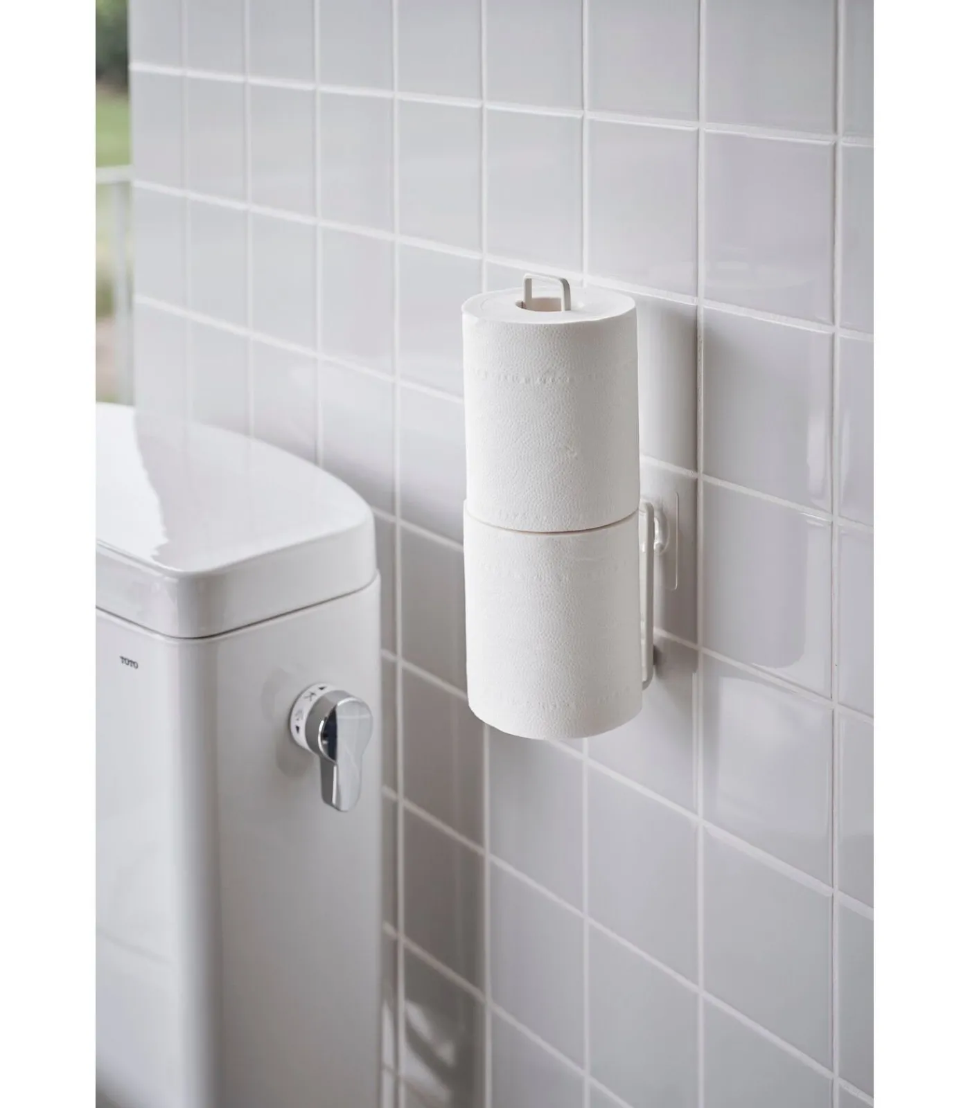 Best Zelfklevende WC Rolhouder - Tower - Wit Toiletaccessoires